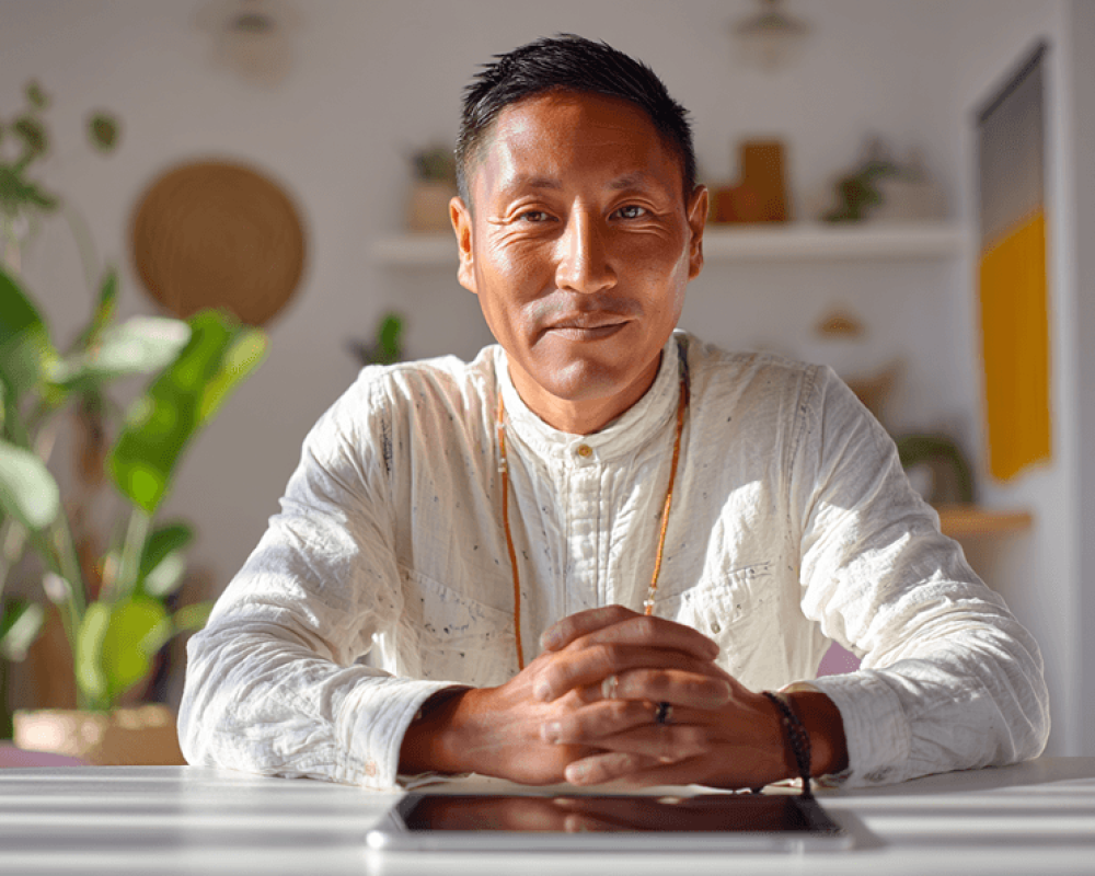 zefirdsgn_A_close-up_shot_of_a_poised_Indigenous_clinician_in_aa8531ab-4ba3-4141-b992-82f7ad2f3b32_2 1